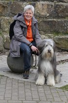 Mechthild Bökler mit Bilbo