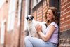 Kate Kitchenham mit ihrem Hund 
