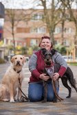 Portrait Marie mit den Hunden